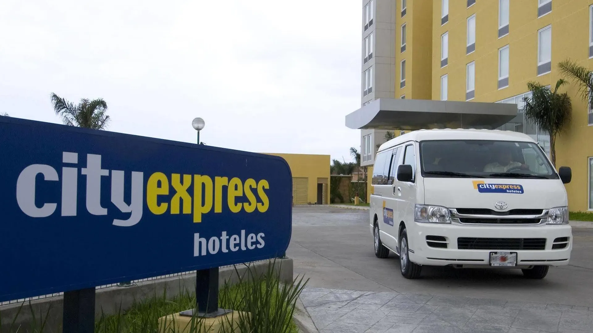 City Express By Marriott Mazatlán 3*,