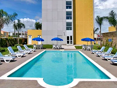 Hotel City Express By Marriott Mazatlan