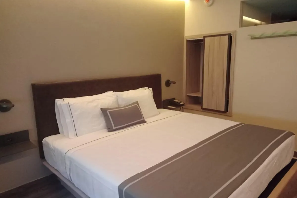 City Express By Marriott Mazatlan