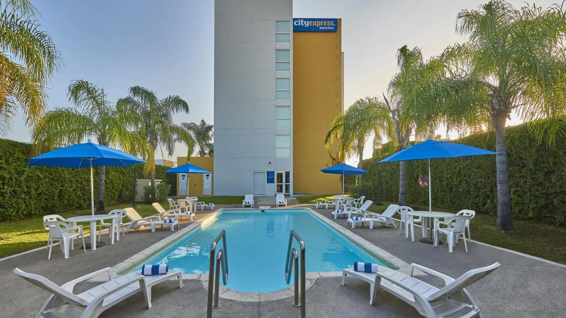 City Express By Marriott Mazatlan