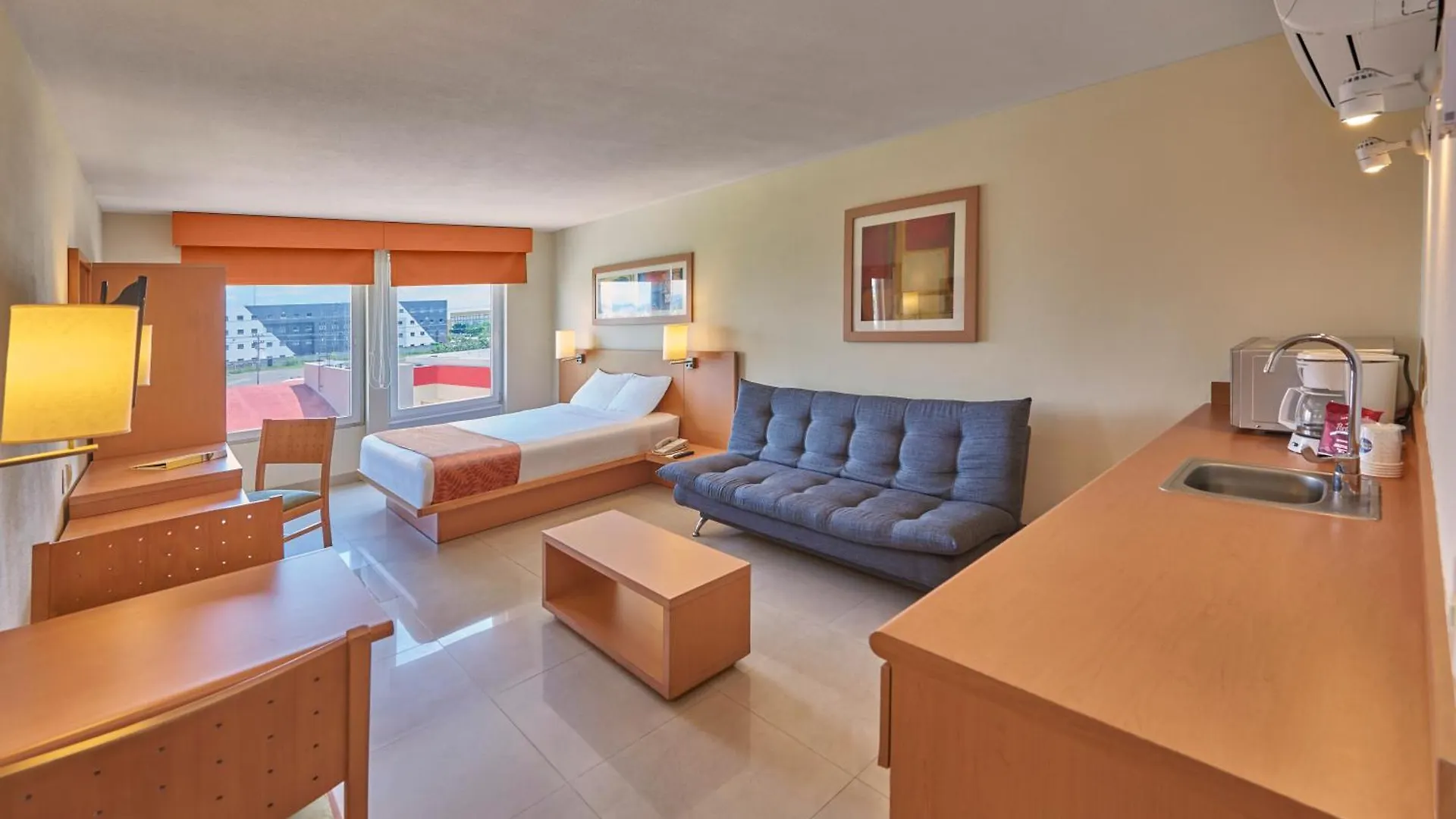 *** Hotel City Express By Marriott Mazatlan Mexico