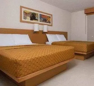 City Express By Marriott Mazatlan