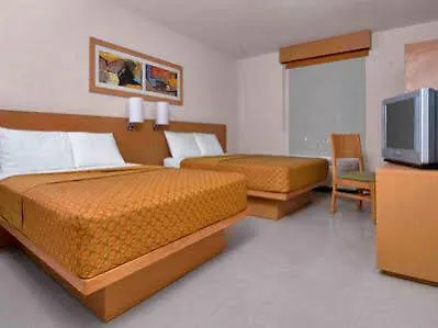 Hotel City Express By Marriott Mazatlan